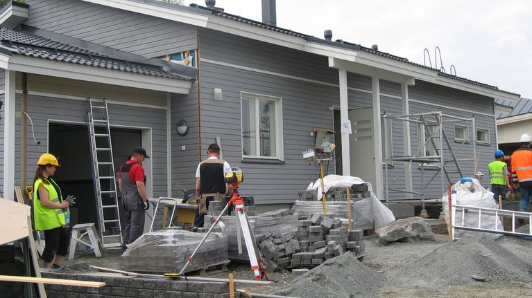 Pitkälti opiskelijavoimin valmistettu Sami-talo.