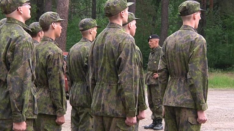 Kesän 2009 alokkaita Panssariprikaatissa.