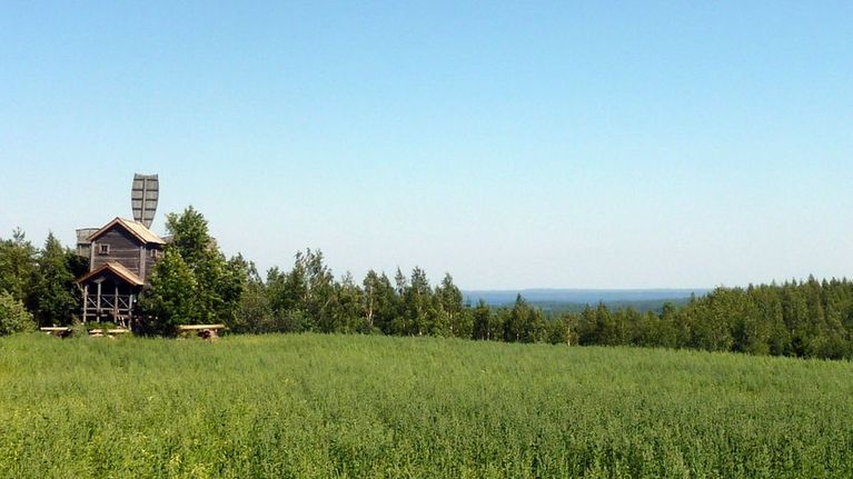 Kurjalan kylän vanha tuulimylly