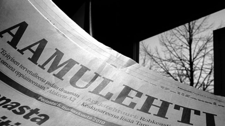 Aamulehti aamunkoitteessa: