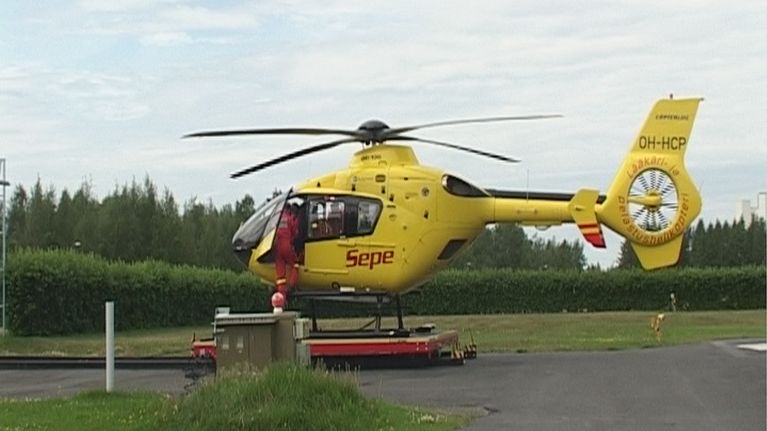 Pelastushelikopteri Sepen tukikohta sijaitsee Oulussa.