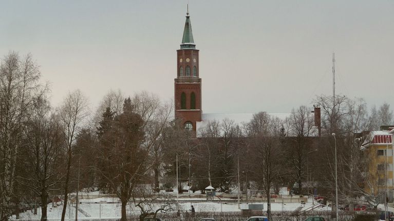 Savonlimmam tuomiokirkko ja kirkkopuisto.