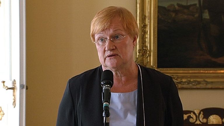 Tarja Halonen presidentinlinnassa