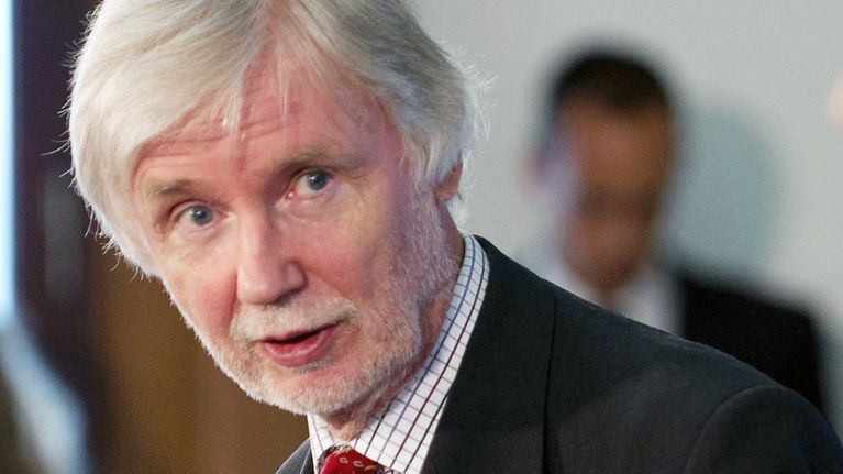Erkki Tuomioja.