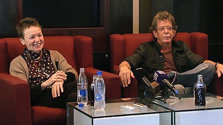 Lou Reed haukkui Juhlaviikkojen Huvilateltan | Yle