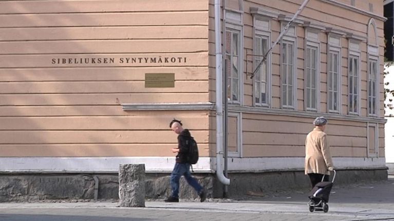 Sibeliuksen syntymäkoti ulkoa