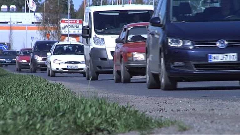 Autojono Vaasan Kivihaassa.