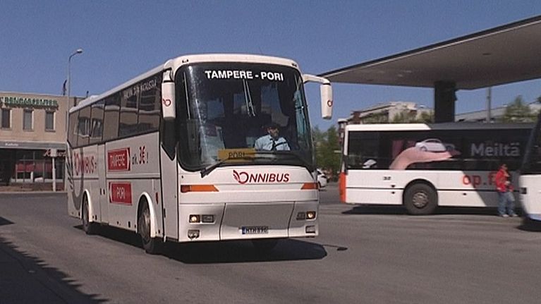 Onnibus-yhtiön linja-auto