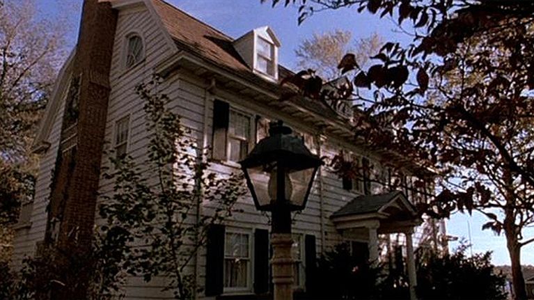 Talo elokuvasta Amityville.