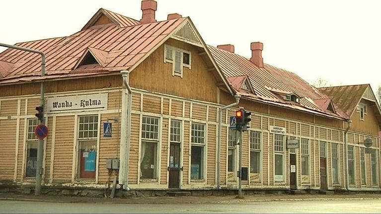Joensuu Torikadulla sijaitseva puutalo
