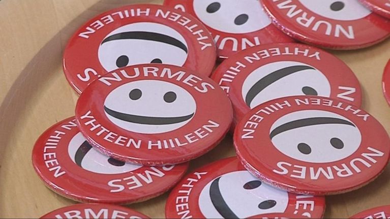 Hilpeitä biohiiltämöpinssejä.