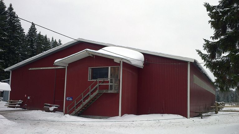 Isola-tyyppinen ratsastusmaneesi Sastamalassa