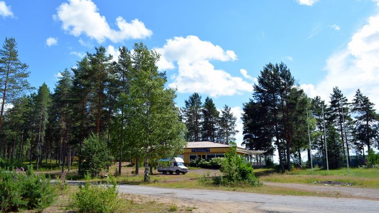 Näkymä Ritoniemen ranta-alueelle.