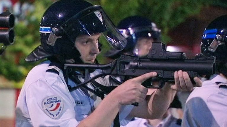 Mellakkapoliisi Trappesissa 20. heinäkuuta.
