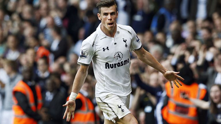 Tottenhamin Gareth Bale tuulettaa.