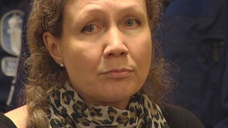 Anneli Auer lähikuvassa