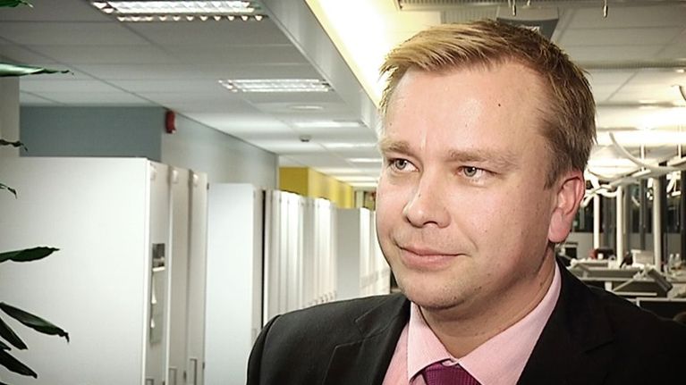 Ulkoasiainvaliokunnan puheenjohtaja Antti Kaikkonen
