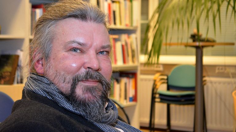 Läänintaiteilija Vesa Varrela