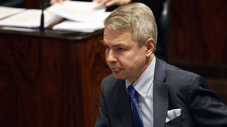 Kehitysministeri Pekka Haavisto eduskunnassa 21. helmikuuta 2014.