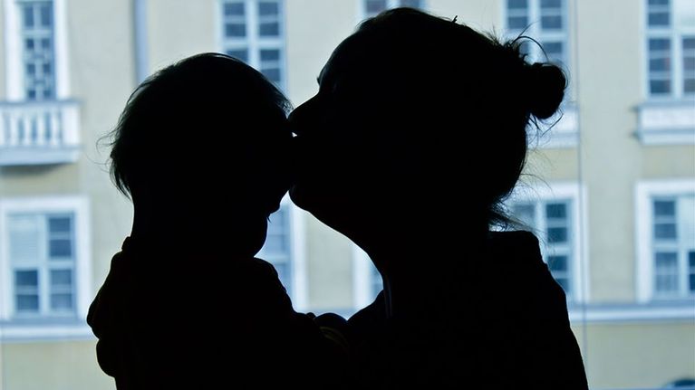 Yhä useampi lapsi saa alkunsa lahjasiittiöillä | Yle