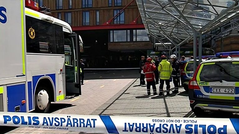 Poliisin eristämä alue.