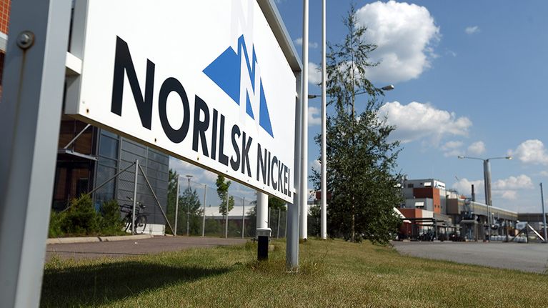 Norilsk Nickelin tehdas Harjavallassa 8. heinäkuuta 2014. 