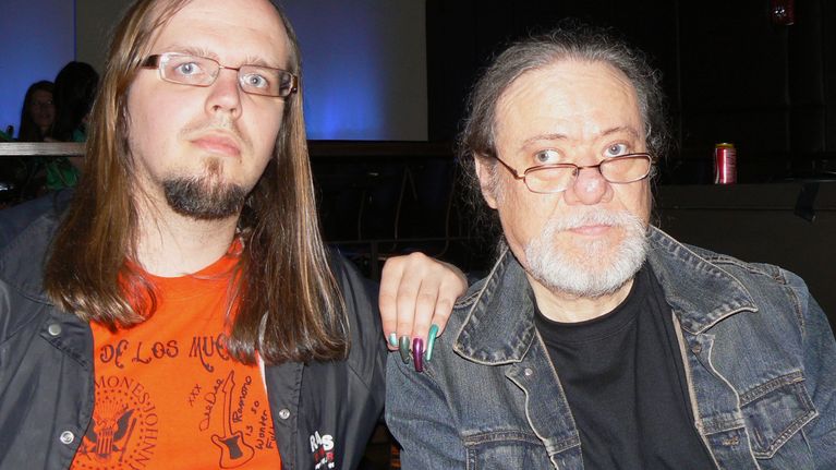 Jari-Pekka Laitio-Ramone ja Tommy Ramone.
