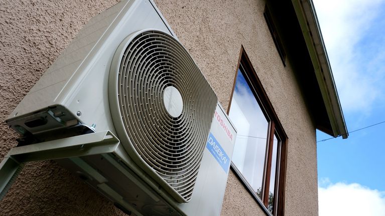 Ilmalämpöpumpun ulkoyksikkö