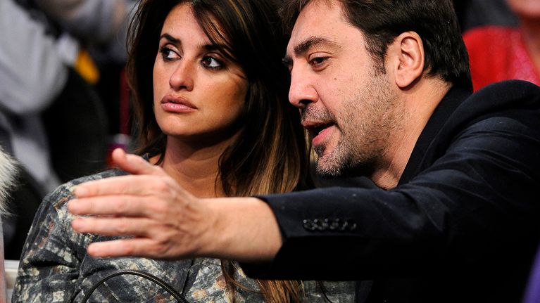 Penelope Cruz ja Javier Bardem kuvattuna L.A:ssa Kaliforniassa vuonna 2010. 