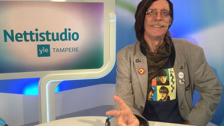 Pertti Virtanen Yle Tampereen Nettistudiossa
