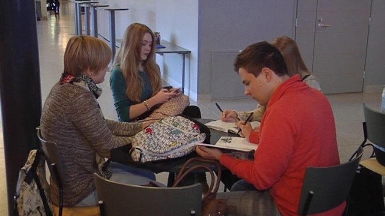 Kuusamon lukiolaisia