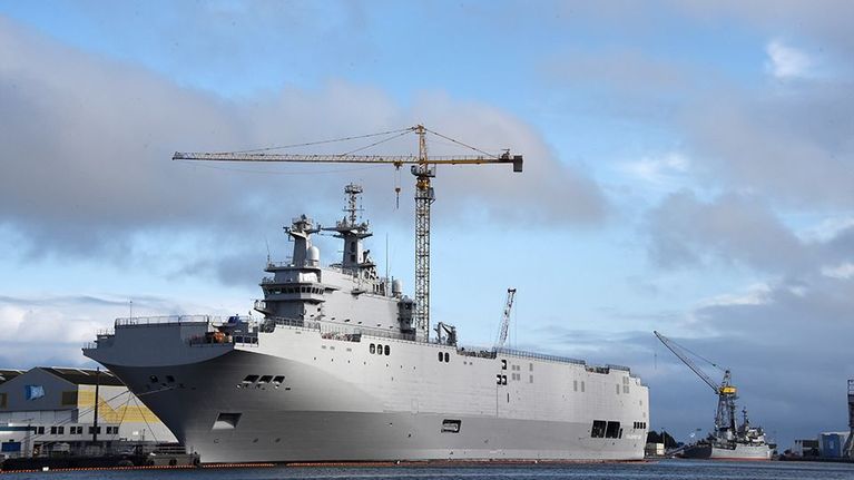 Mistral-alus kuvattuna Ranskan Saint-Nazairessa.