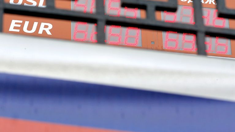 Valuutanvaihtotaulu Podolskissa Moskovan alueella.
