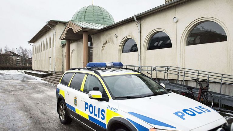 Uppsalan moskeijaan heitettiin polttopullo uudenvuodenyönä.