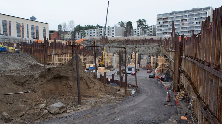 Rantatunnelin Santalahden työmaa.