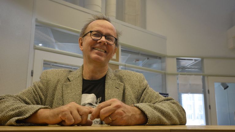 Tapani Ripatti Yle Lahden toimituksessa.