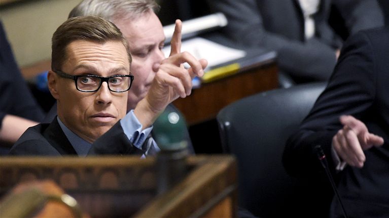 Alexander Stubb eduskunnan kyselytunnilla.