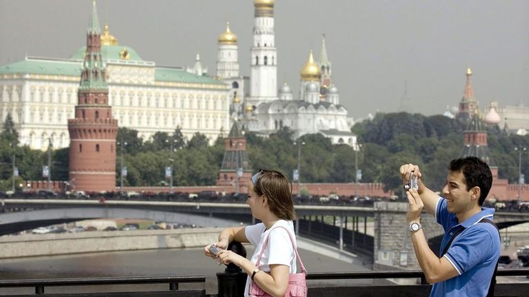 Turisteja Moskovassa.