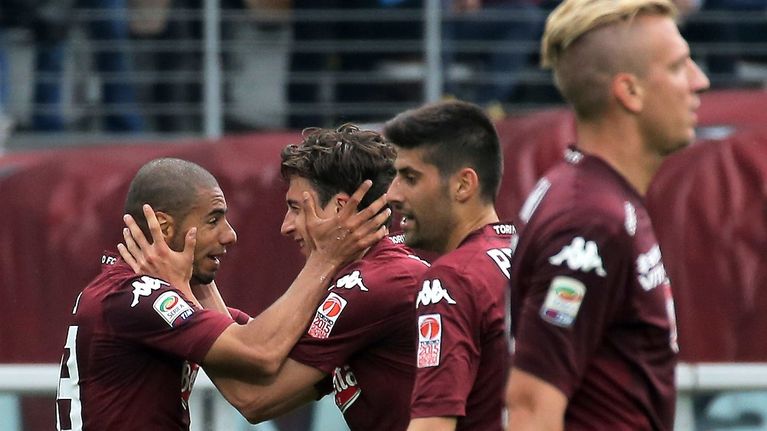 Torino juhlii maalia Juventusta vastaan.