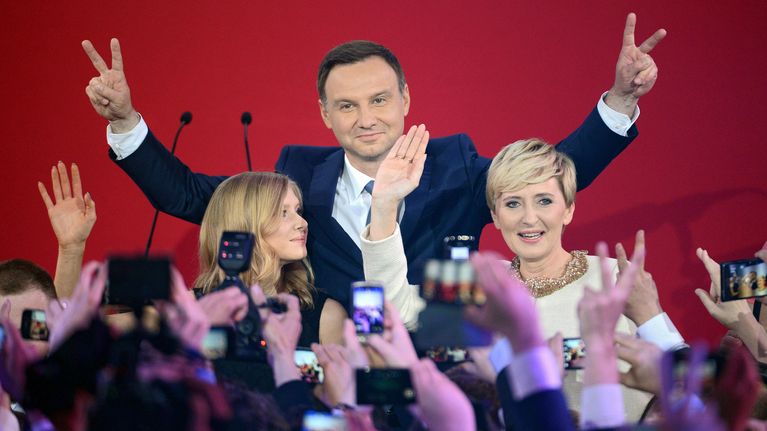 Andrzej Duda valittiin Puolan presidentiksi.