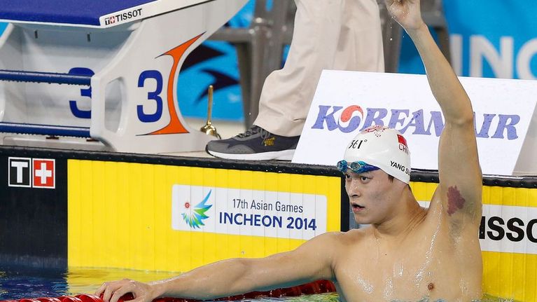 Sun Yang juhlii kultamitalia Aasian Gamesien 1500m matkalla 9/2014