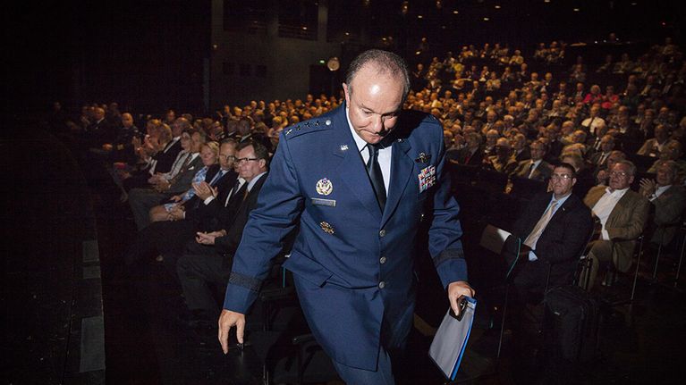 Naton korkein sotilasjohtaja Euroopassa, yhdysvaltalainen kenraali Philip M. Breedlove Helsingissä tiistaina.
