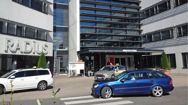Taysin sisäänkäynti R-rakennuksesta