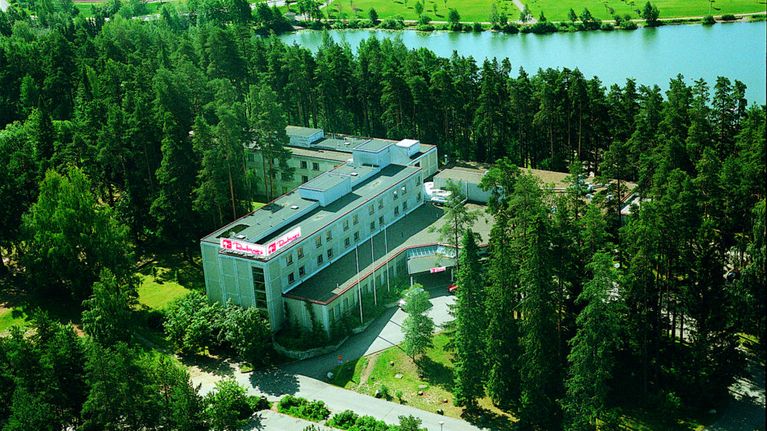 Forssan Rantasipi-hotelli ilmakuvassa