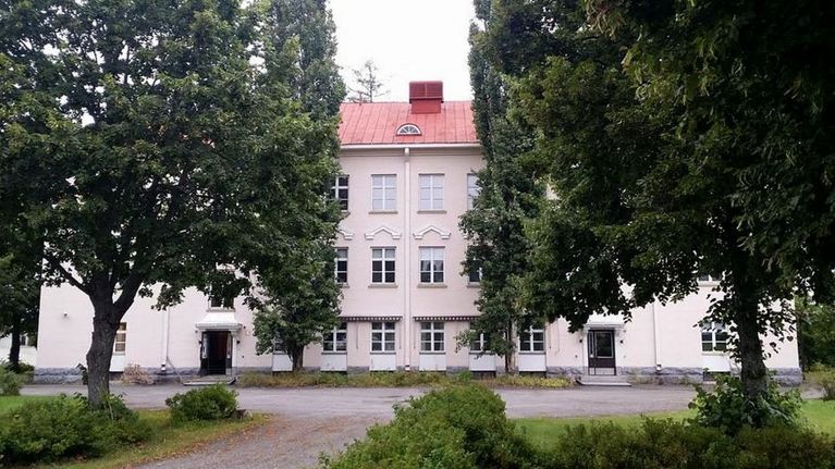Mainiemen rakennus Lammilla