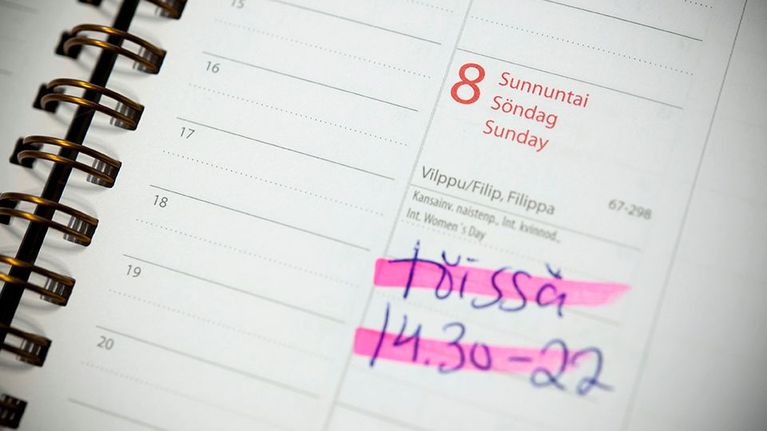 Sunnuntaina töissä