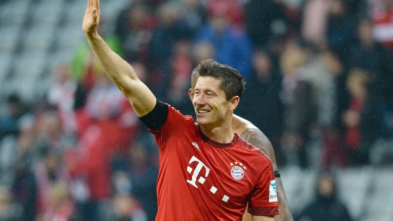 Lewandowskin superviikko päättyi komeasti | Yle