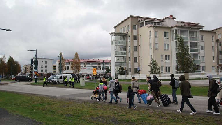 Turvapaikanhakijoita Torniossa 24. syyskuuta 2015. 