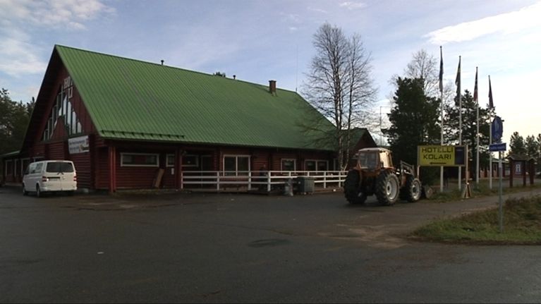 Kolarin vastaanottokeskus toimii Hotelli Kolarin tiloissa.