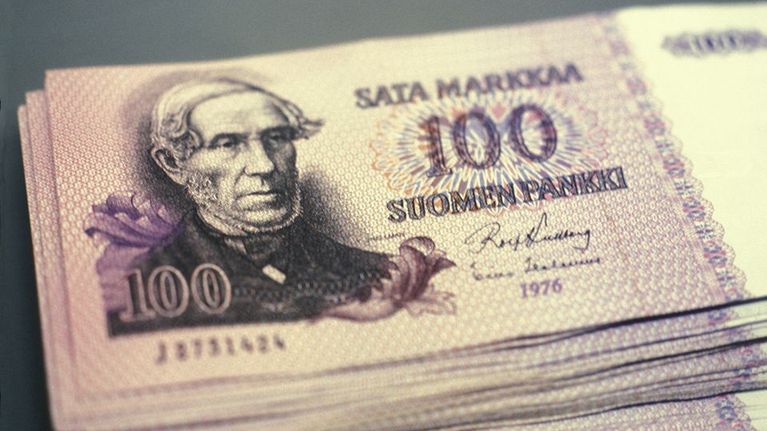Sadan markan seteleitä.